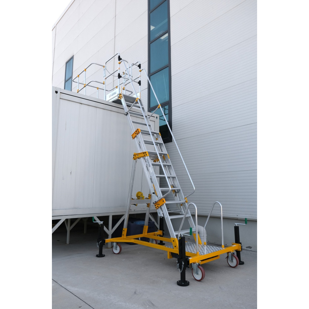 Scala Telescopica per autobotti 4